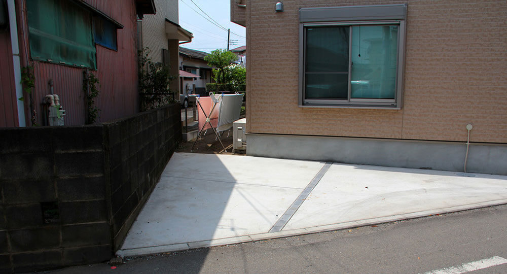 駐車場リノベーション前