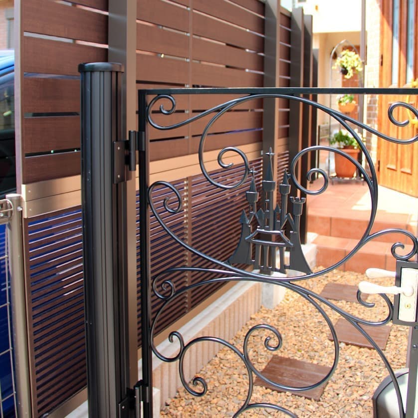 ディズニー門扉